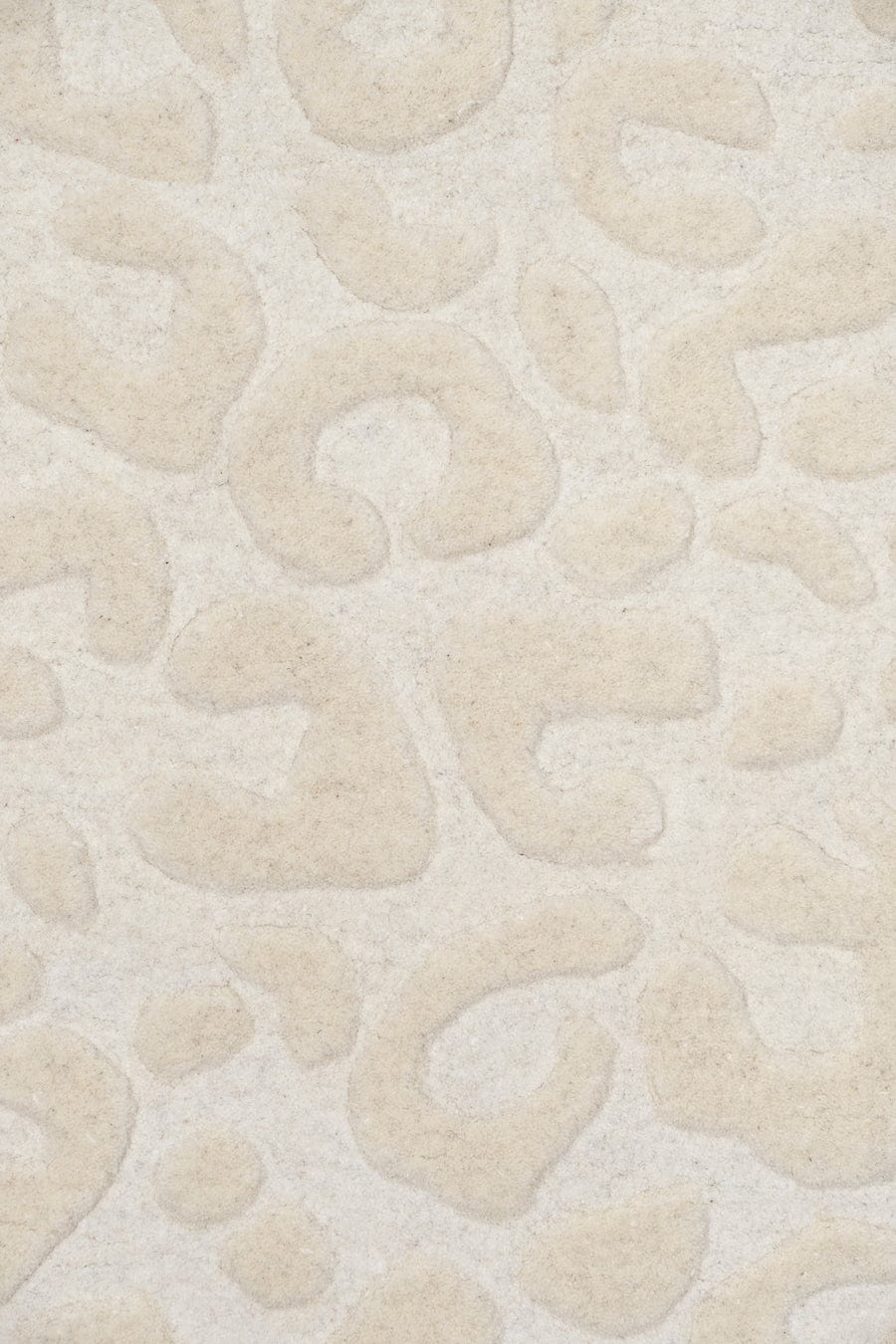 Aarohi Ivory Leopard Pattern Hand Tufted Hi-Low Wool Rug