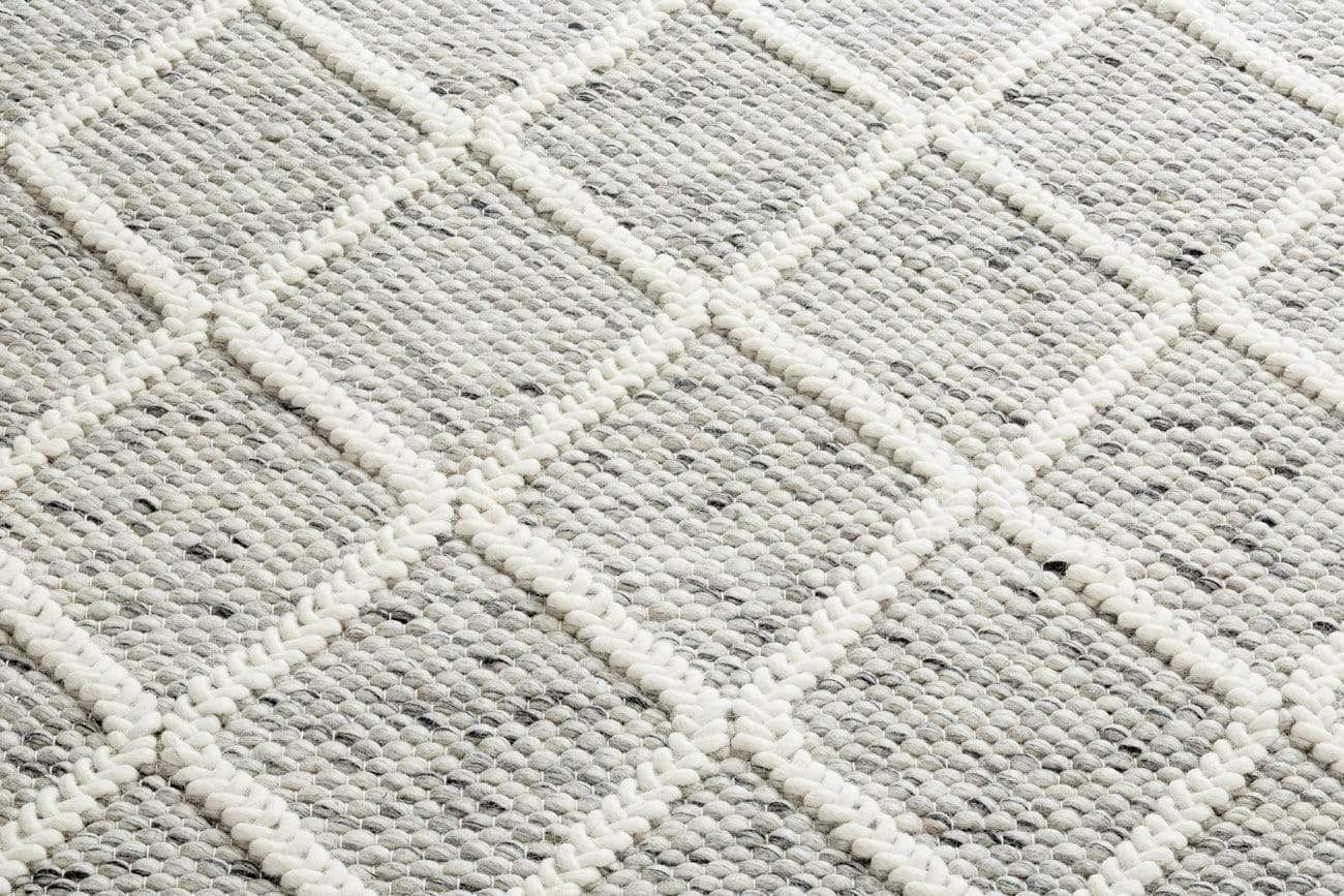 Soren Ivory Cream & Black Handwoven Diamond Pattern Wool Rug