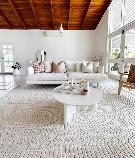 Rhea Ivory Carved Modern Pattern Hand Tufted Wool Rug