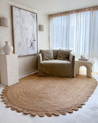 Maris Jute Rug – Oval Shaped Natural Jute Rug with Scalloped Edges