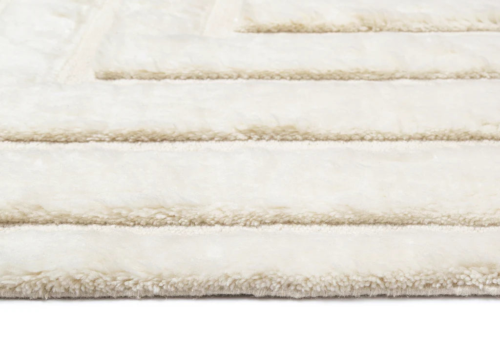 Aaravi Ivory and Beige High-Pile Modern Hand Knotted Wool Rug