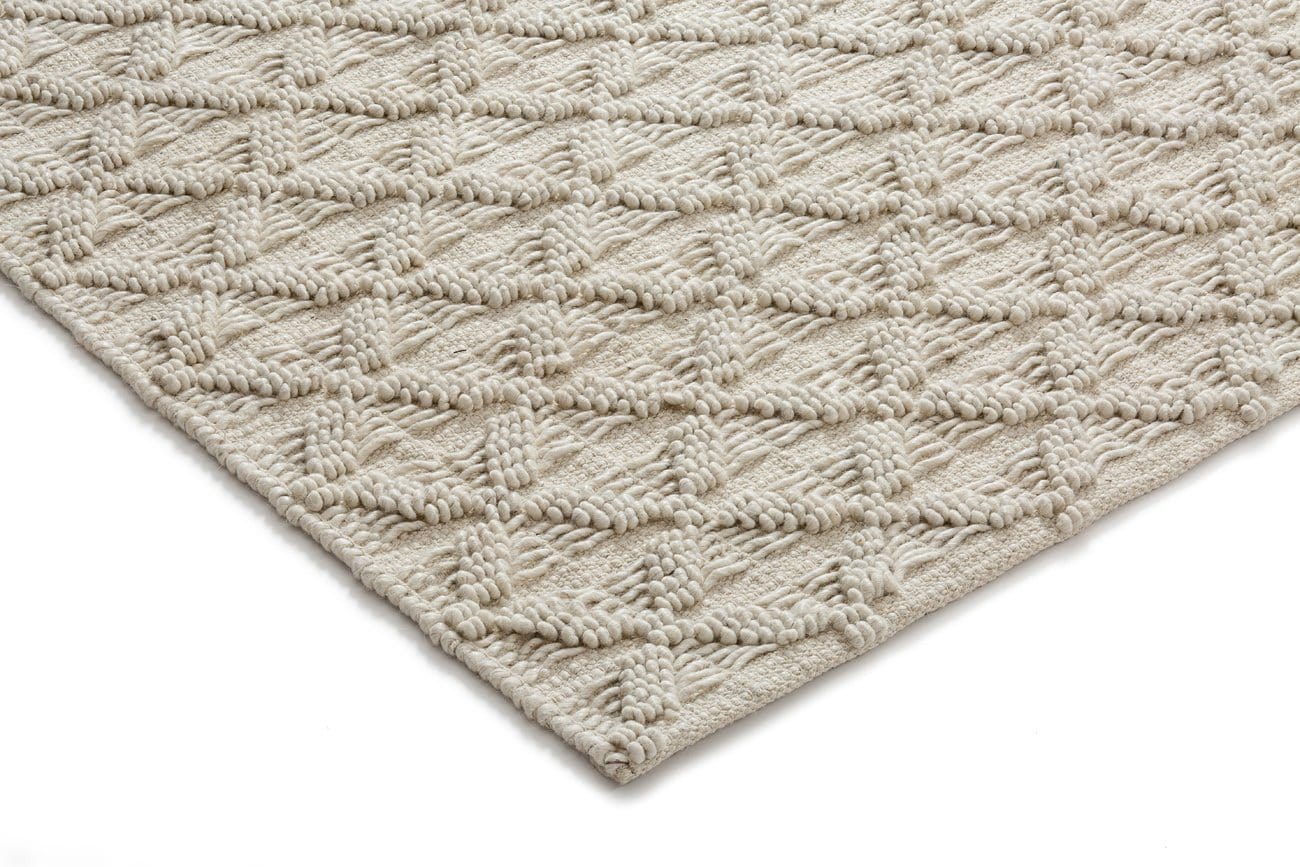 Lyanna Ivory Handwoven Wool Rug