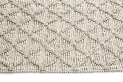 Lyanna Ivory Handwoven Wool Rug