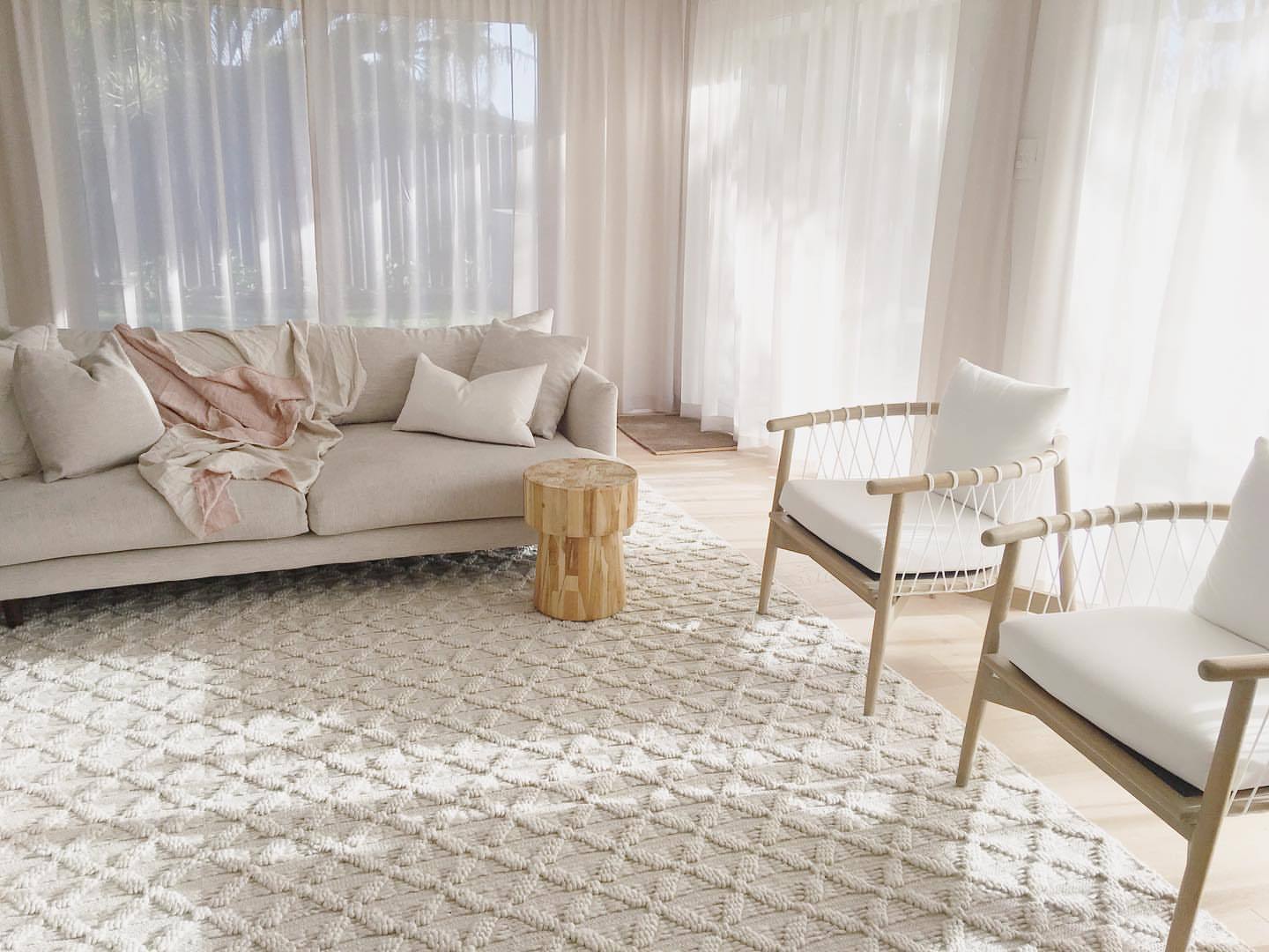 Lyanna Ivory Handwoven Wool Rug