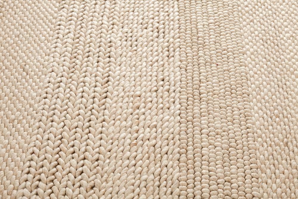 Cadenza Beige and Ivory Braided looped Handwoven Wool Rug