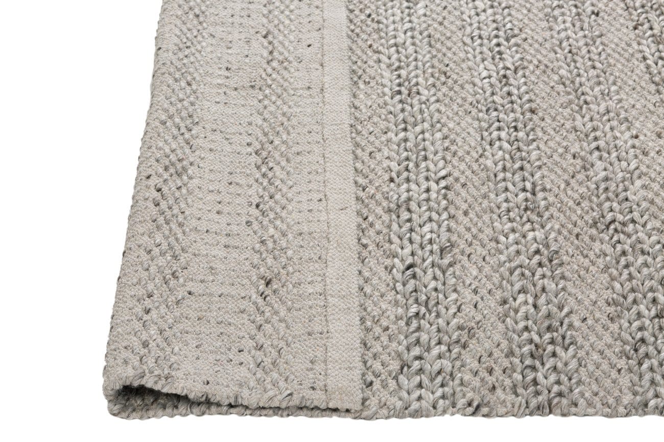 Solmar Grey and Charcoal Handwoven Wool Rug