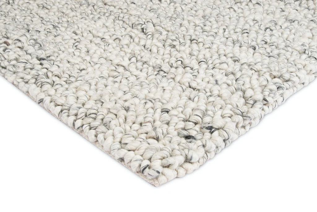 Callan – Handwoven  Light Grey & Ivory Marble Chunky Knit Wool Rug