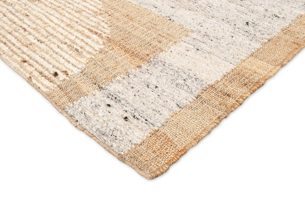 Leela – Handwoven Jute & Wool Geometric Flatweave Rug