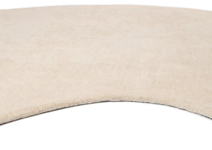 Isla Modern Bean Shaped Ivory Hand Tufted Wool Rug